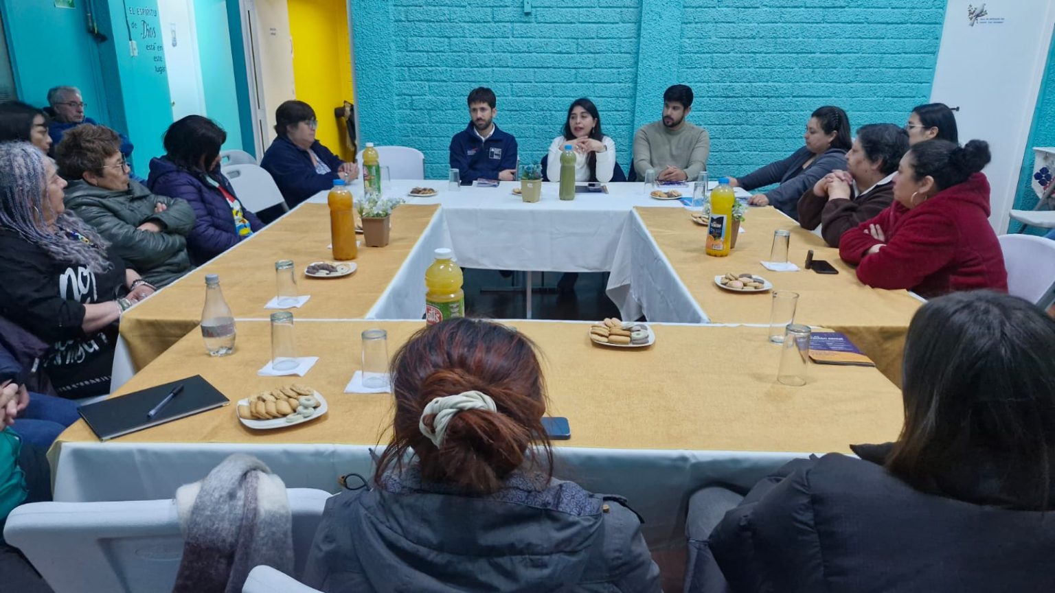Autoridades se reunieron con vecinos y vecinas de la Población Raúl ...